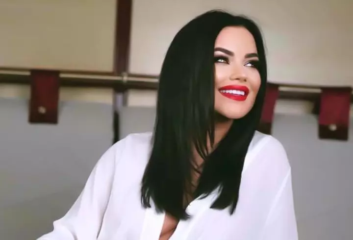 Marius Elisei are o nouă iubită la trei luni după divorț! Oana Roman: "A refuzat să meargă în vacanță cu mine și cu Isa"