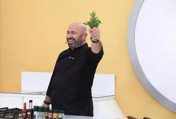 Alimentele care te ajută să scapi de insomnie. Ce să mănânci pentru a adormi mai ușor