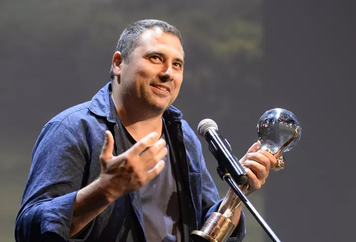 Scandal uriaș între Alin Sălăjean de la Survivor și Kamara. Musty, fratele artistului, acuzat de violență: "M-a amenințat că îmi rupe picioarele!"