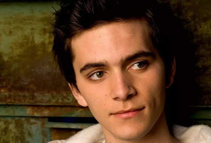 Lora s-a accidentat grav în timpul unor filmări: "S-a fisurat osul". Cum a apărut la Vorbește lumea