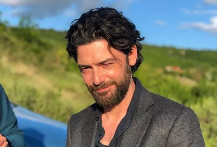 Cristina Ciobănașu, ipostaze tandre cu iubitul ei. Cum s-au fotografiat cei doi îndrăgostiți