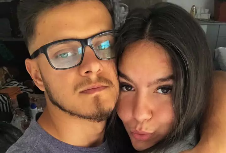 Cine este și cum arată fratele lui Dani Oțil. Ce relație au cei doi acum