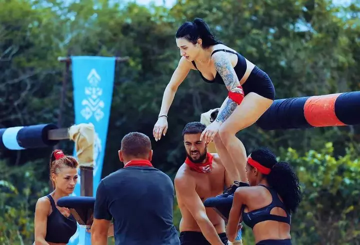 ana-porgras-survivor-1-2