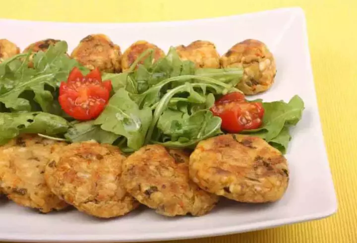 Plachie de pește la cuptor cu legume. Rețetă pentru Florii