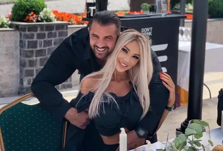 Denisa Jurcan de la Insula Iubirii se mărită! Un fost concurent de la Puterea Dragostei a cerut-o în căsătorie