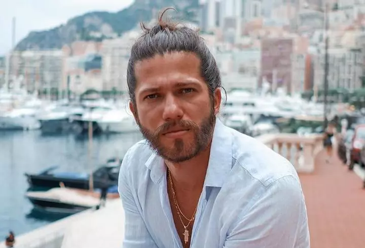 Cine este Teo Costache de la Chefi la Cuțite. Lucrează cu Adda