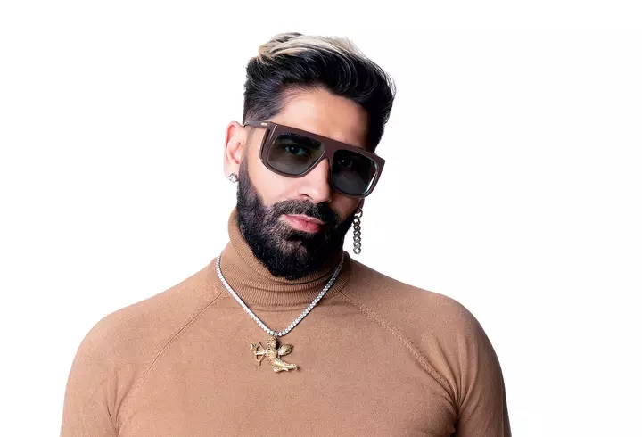 Cum a cunoscut-o Smiley pe Rihanna. Au avut un schimb de replici acid: "Tu cine ești?!"