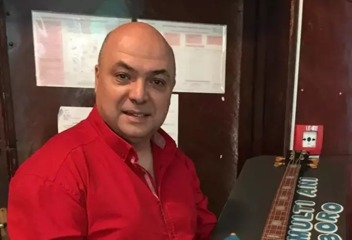 Cine este, de fapt, femeia alături de care a fost surprins Pepe la restaurant