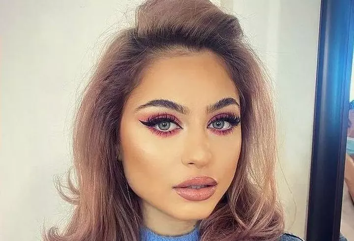 Cine este, de fapt, femeia alături de care a fost surprins Pepe la restaurant