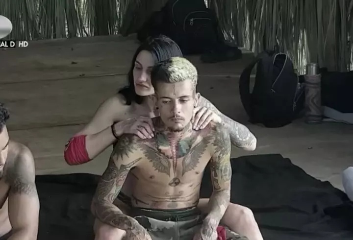 Cum a cunoscut-o Smiley pe Rihanna. Au avut un schimb de replici acid: "Tu cine ești?!"