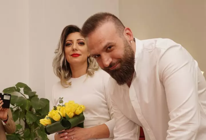 Cine este, de fapt, femeia alături de care a fost surprins Pepe la restaurant