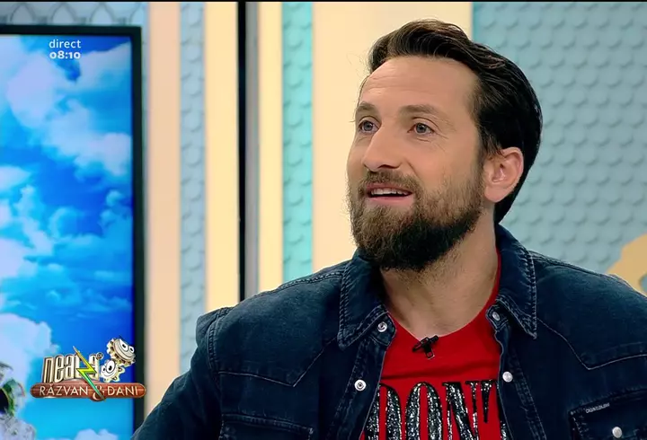 Cum a cunoscut-o Smiley pe Rihanna. Au avut un schimb de replici acid: "Tu cine ești?!"