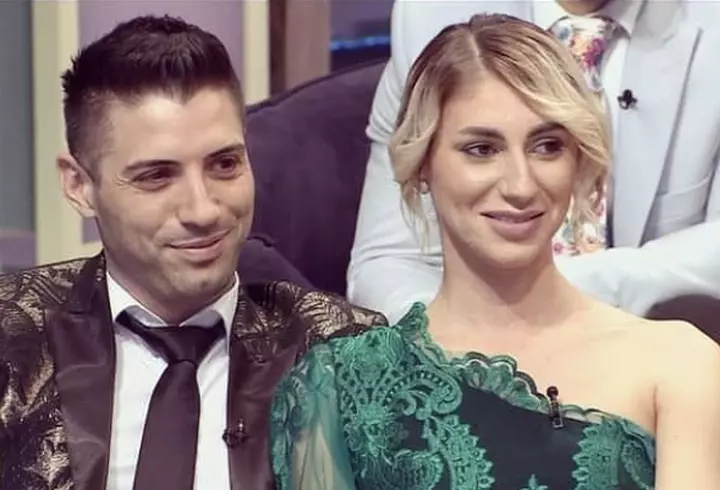 Cum a cunoscut-o Smiley pe Rihanna. Au avut un schimb de replici acid: "Tu cine ești?!"