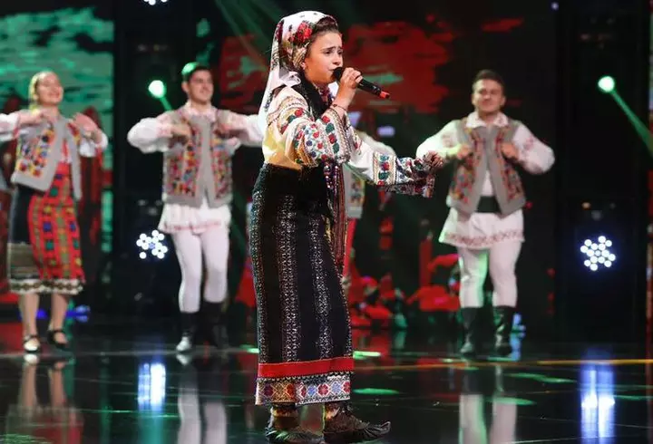 Cum a cunoscut-o Smiley pe Rihanna. Au avut un schimb de replici acid: "Tu cine ești?!"