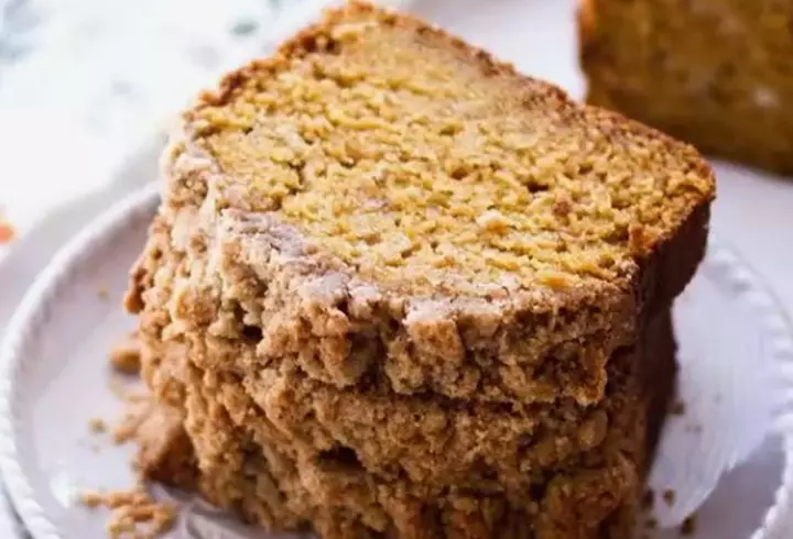 Pizza de casă cu blat pufos. Rețetă simplă și gustoasă