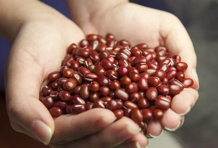 (P) Moda de club. Un scurt ghid vestimentar pentru femei