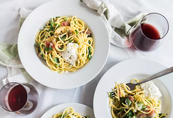 Rețetă de pandișpan cu vișine. Un desert delicios