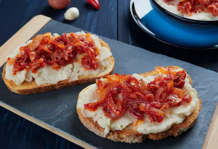 Rețetă de tartă cu căpșuni. Cel mai gustos desert