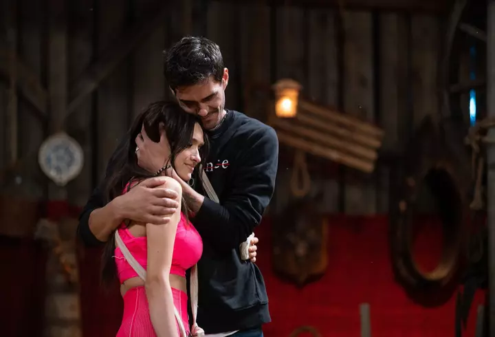 Andreea Bălan și Tiberiu Argint, prima fotografie împreună! Cei doi sunt în vacanță în Grecia