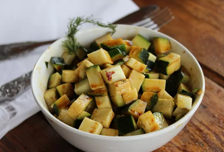 Rețetă de pandișpan cu vișine. Un desert delicios