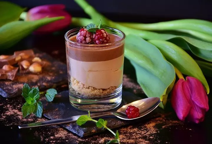 Rețetă de tartă cu căpșuni. Cel mai gustos desert