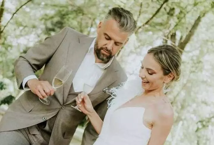 Oana Roman, mesaj pentru Marius Elisei, la 7 ani de la nuntă: "Poate că iubirea ne va lega din nou"