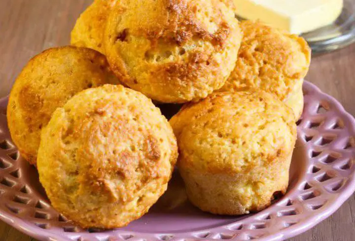 Rețetă de pandișpan cu vișine. Un desert delicios