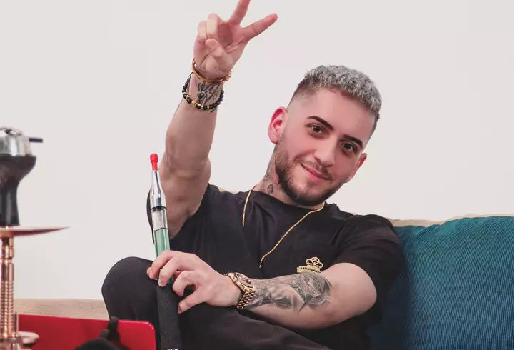 Elena Udrea și soțul ei, evacuați de urgență din hotel, din cauza incendiului din Mykonos