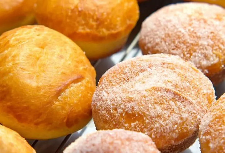 Rețetă de pandișpan cu vișine. Un desert delicios