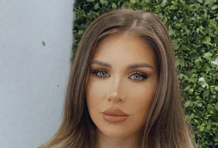 Giulia Nahmany, ședință foto în costum de baie: „O siluetă de model nu face o femeie să fie mai bună”