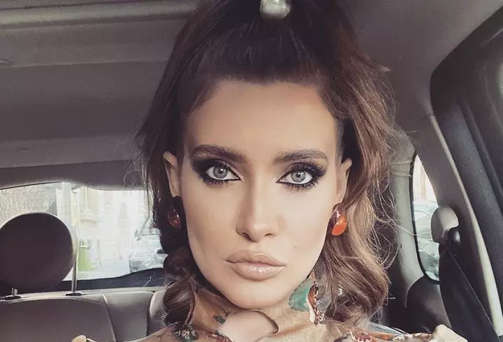 Giulia Nahmany, ședință foto în costum de baie: „O siluetă de model nu face o femeie să fie mai bună”