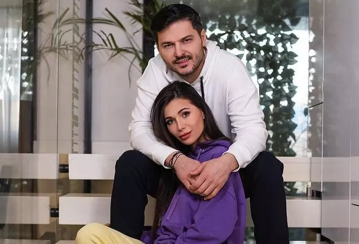 Dorian Popa și-a făcut o nouă intervenție estetică la față: „Fără pomeți de păpușică”