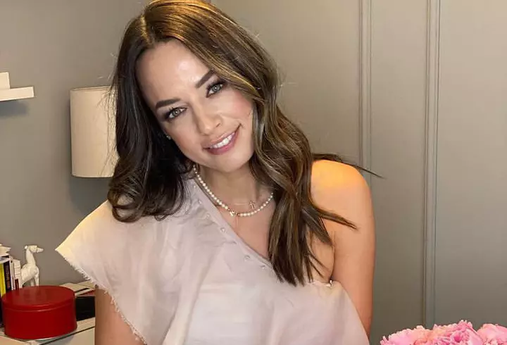 Narcisa Birjaru, câștigătoarea Chefi la Cuțite, s-a angajat la hotelul lui Borcea de la mare