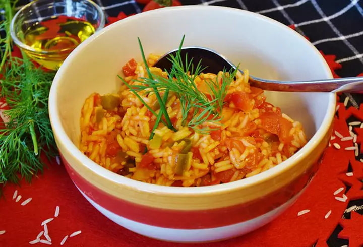 Rețetă de pandișpan cu vișine. Un desert delicios