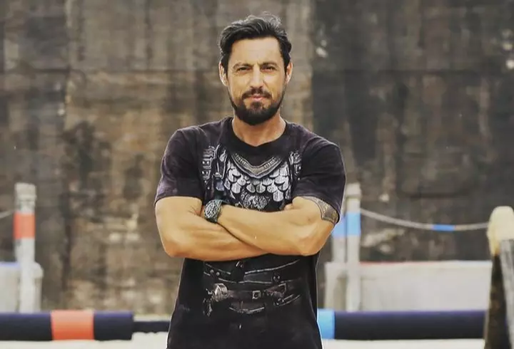 Elena Udrea și soțul ei, evacuați de urgență din hotel, din cauza incendiului din Mykonos