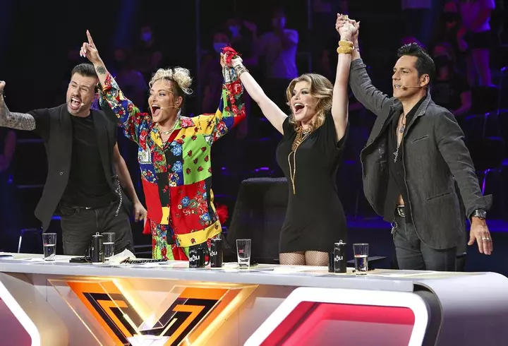 Fiul lui Florin Condurățeanu își visează des tatăl, după înmormântare: „Merg mereu la cimitir”