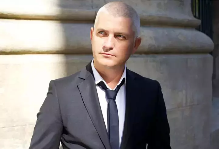 Cine este Mr. Pink. Fostul iubit al Monicăi Gabor a fost călugăr tibetan