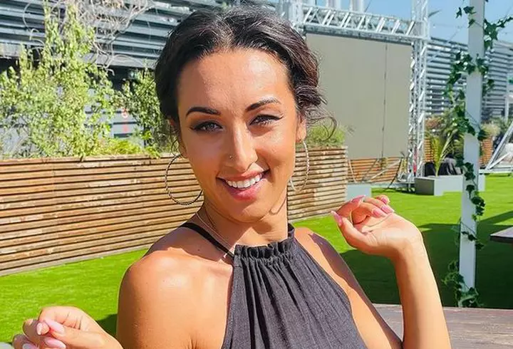 Cine este Otniela de la Bravo, ai stil! A stârnit pasiuni în showbiz