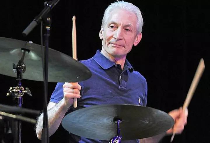 Laura Bretan de la Românii au Talent, premiată cu Discul de Aur pentru primul album. Alături de ce mare artiști a cântat