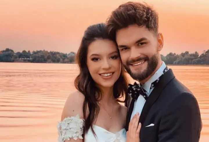 Cine este și cum arată sora Andreei Marin. Cristina e femeie de afaceri