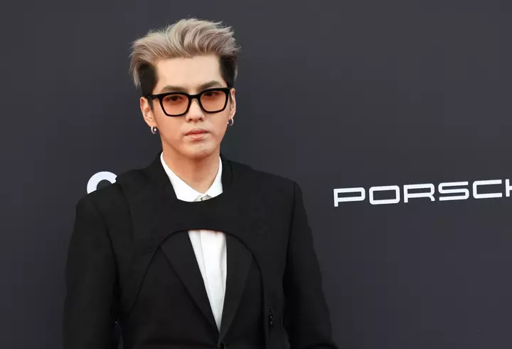 Cine este Mr. Pink. Fostul iubit al Monicăi Gabor a fost călugăr tibetan