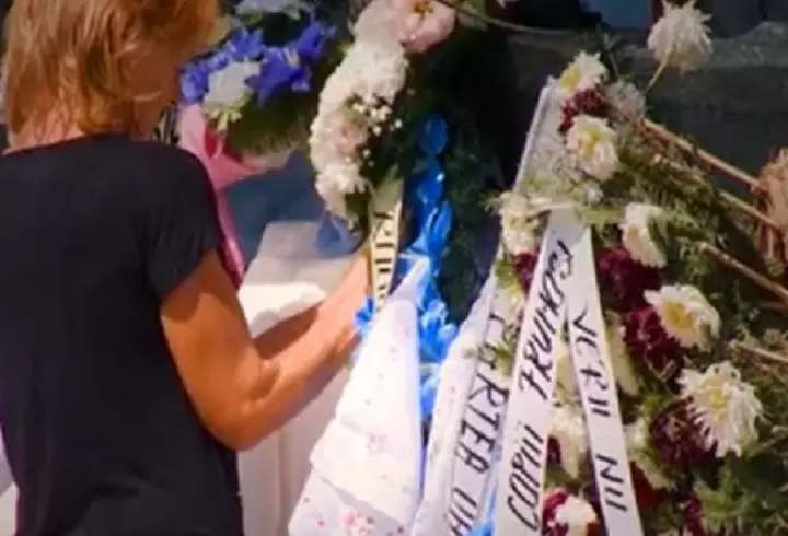 Influencerița Miss Mercedes Morr, găsită moartă în apartamentul ei. Poliția crede că este vorba de o crimă