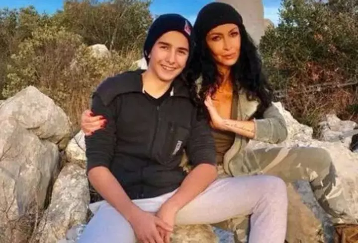 mihaela_radulescu_ayan-1280x720