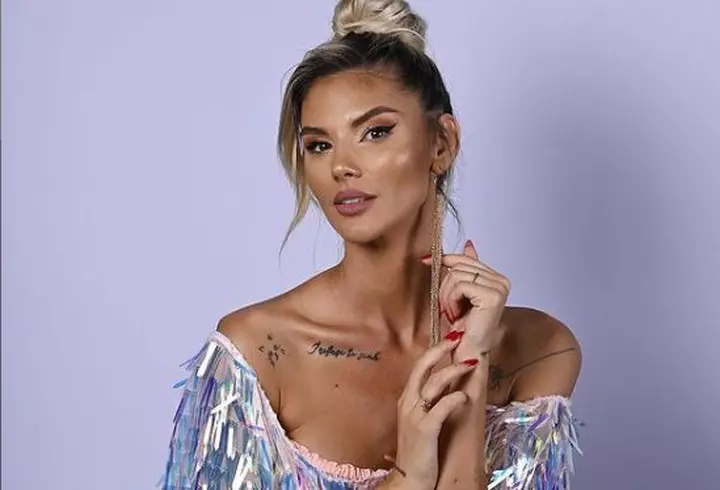 Bianca Comănici de la Puterea Dragostei, dezvăluiri intime: „M-am pupat cu o fată”