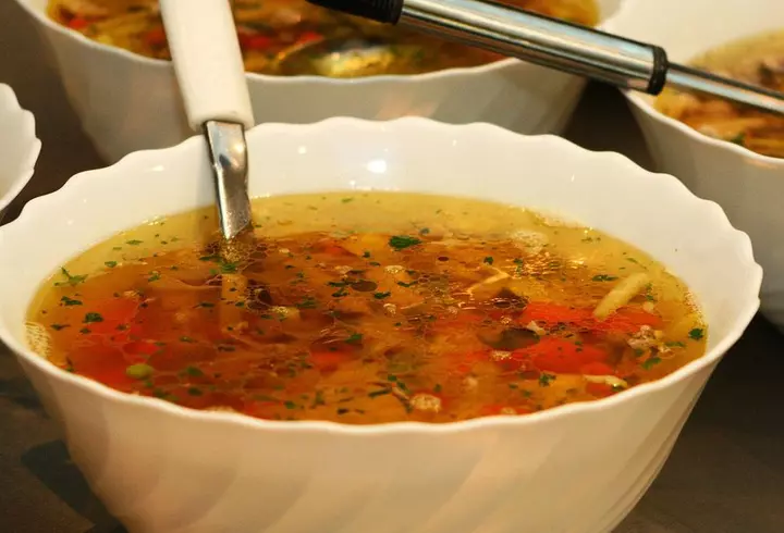 Prăjitură cu caise și iaurt. Cea mai simplă rețetă