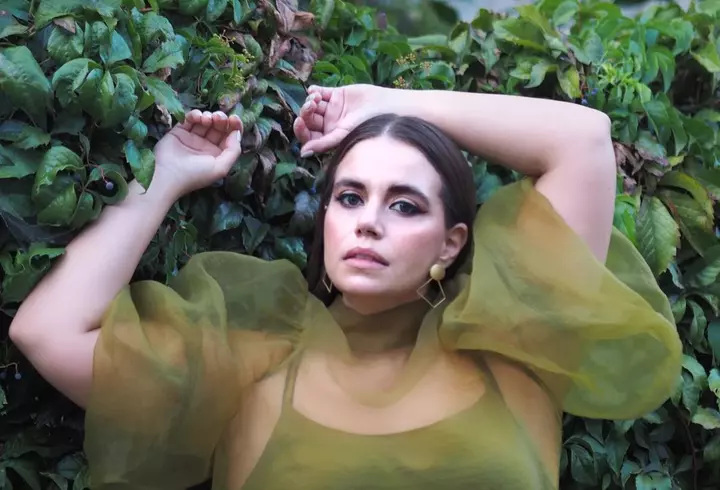 Cum arată Sasha, fiul lui Marcel Pavel. A împlinit 23 de ani și seamănă leit cu tatăl lui