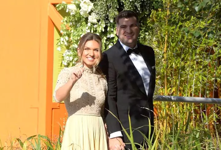 Apropiații lui Petrică Cercel, devastați după moartea manelistului. Tzancă Uraganu: „Abia mai pot să vorbesc”