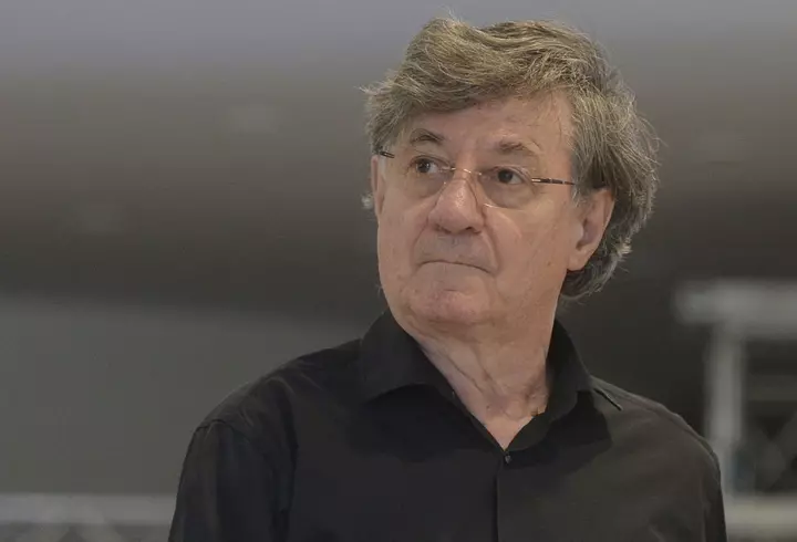 Ce schimbări de look a făcut Mihaela Rădulescu pentru show-ul Masked Singer. Imagini din culisele show-ului