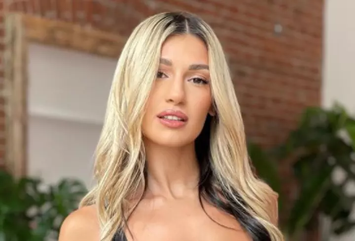 Cum arată Sasha, fiul lui Marcel Pavel. A împlinit 23 de ani și seamănă leit cu tatăl lui