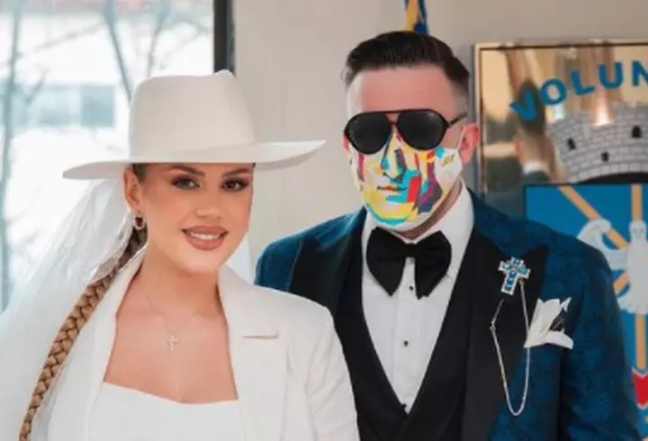 Cum se simte Elena Merișoreanu, internată cu COVID-19: „Mai stau o săptămână-două”